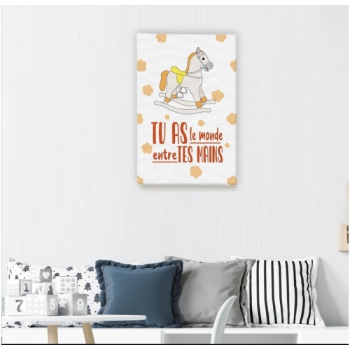 You have the world in your orange hands -  Illustrations - SWEET MURALE