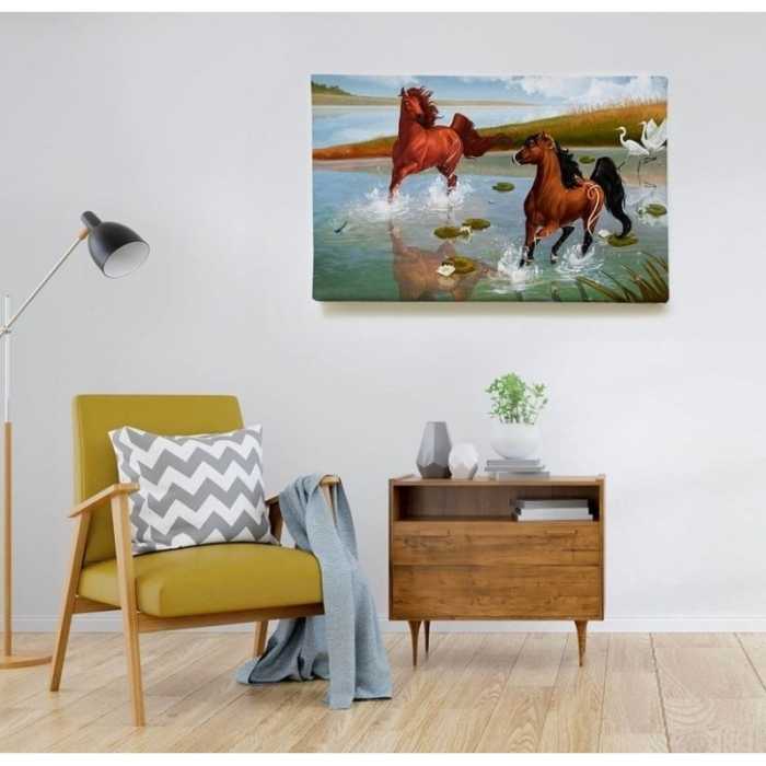 Gallops in the water  - SWEET MURALE